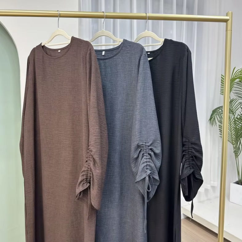 Elegant Lace-Cuff Abaya